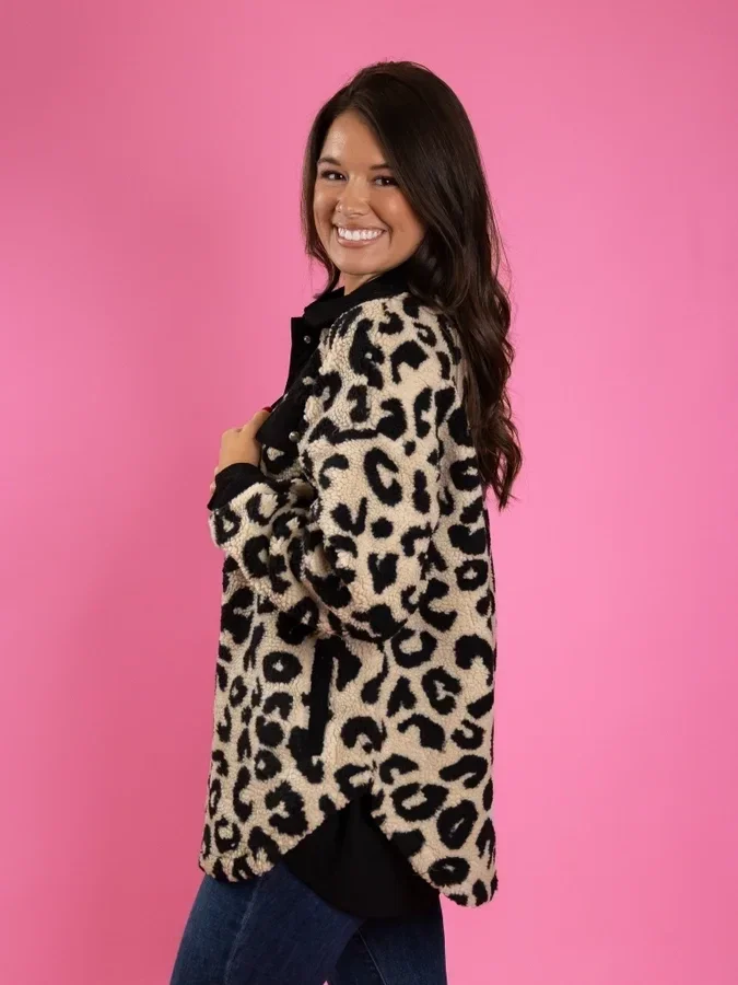 DD Designs Leopard Sherpa Shacket With Contrast Trim | S-3XL 5 DD Designs Leopard Sherpa Shacket With Contrast Trim | S-3XL - Image 3